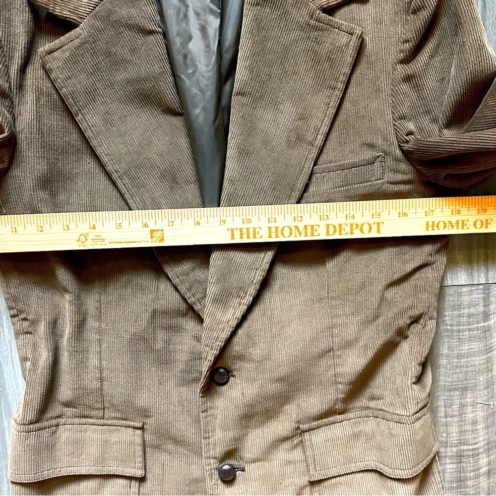 Vintage Montgomery Ward Men’s Corduroy Blazer Brown Size 38L Made in Hong Kong